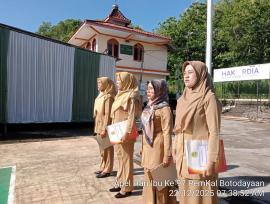 KALURAHAN BOTODAYAAN ADAKAN APEL HARI IBU